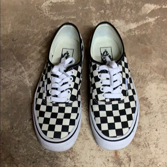 checkered authentics